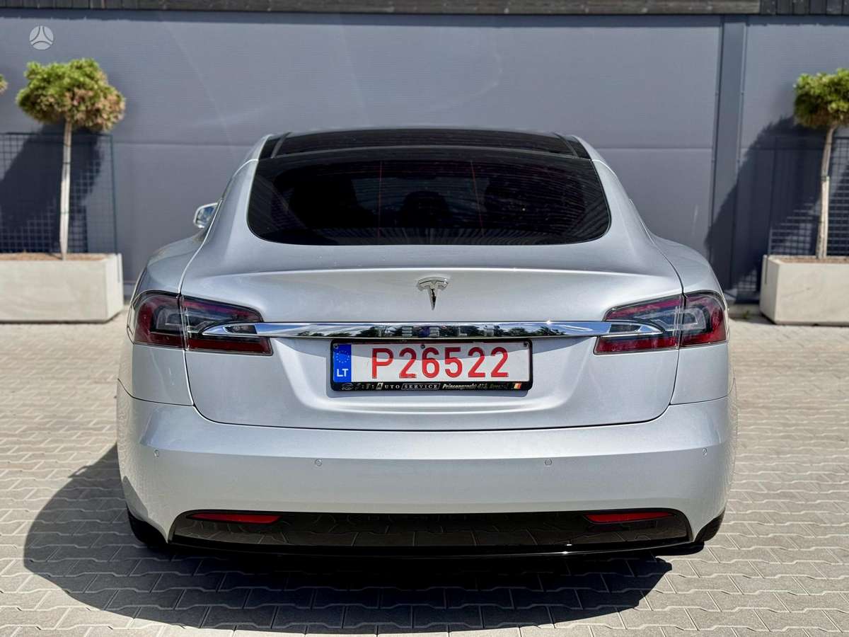 Tesla Model S, 75 kWh, hečbekas