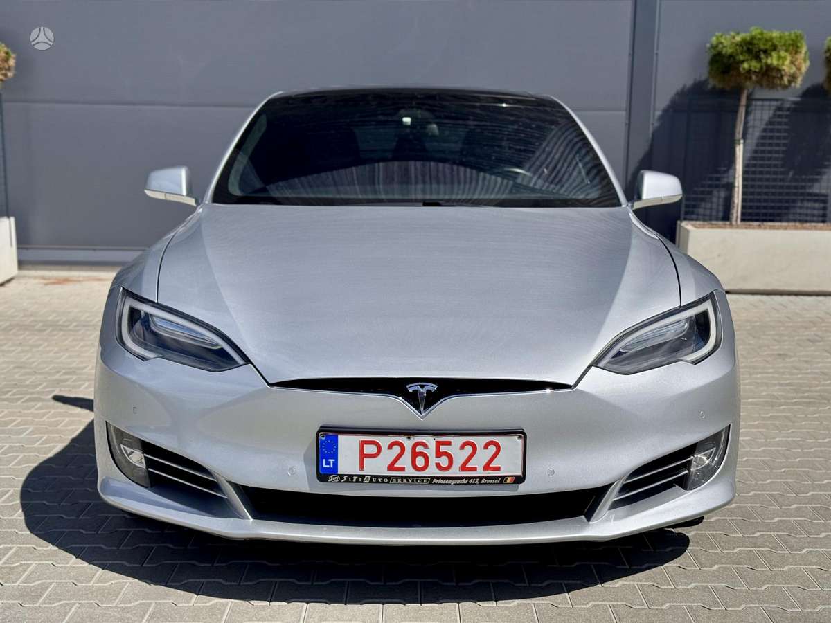 Tesla Model S, 75 kWh, hatchback