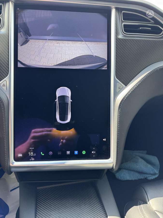 Tesla Model S, 75 kWh, hatchback