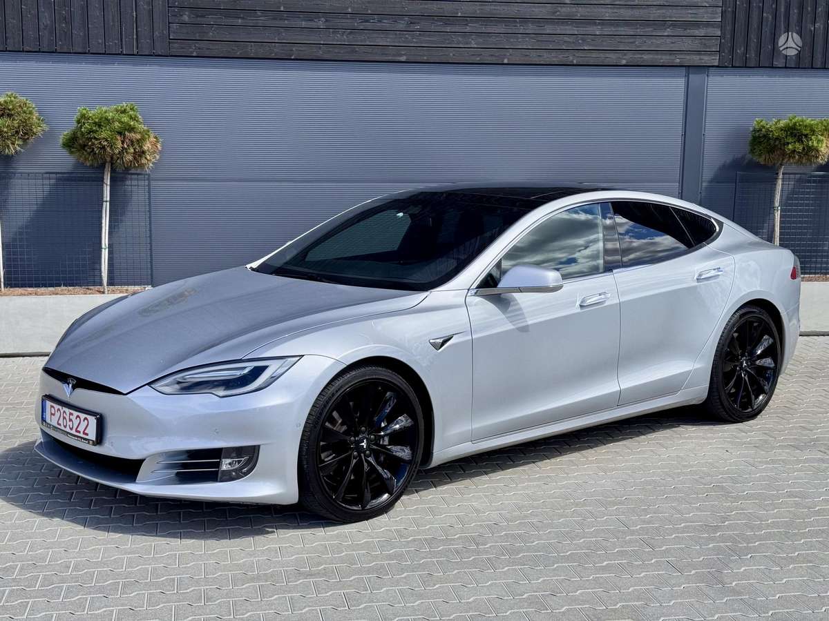 Tesla Model S, 75 kWh, hatchback