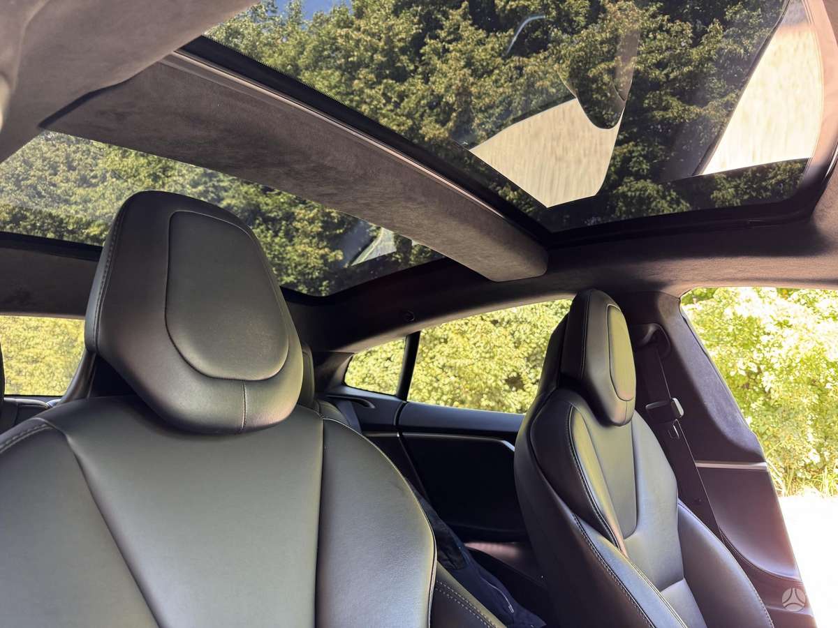 Tesla Model S, 75 kWh, hatchback