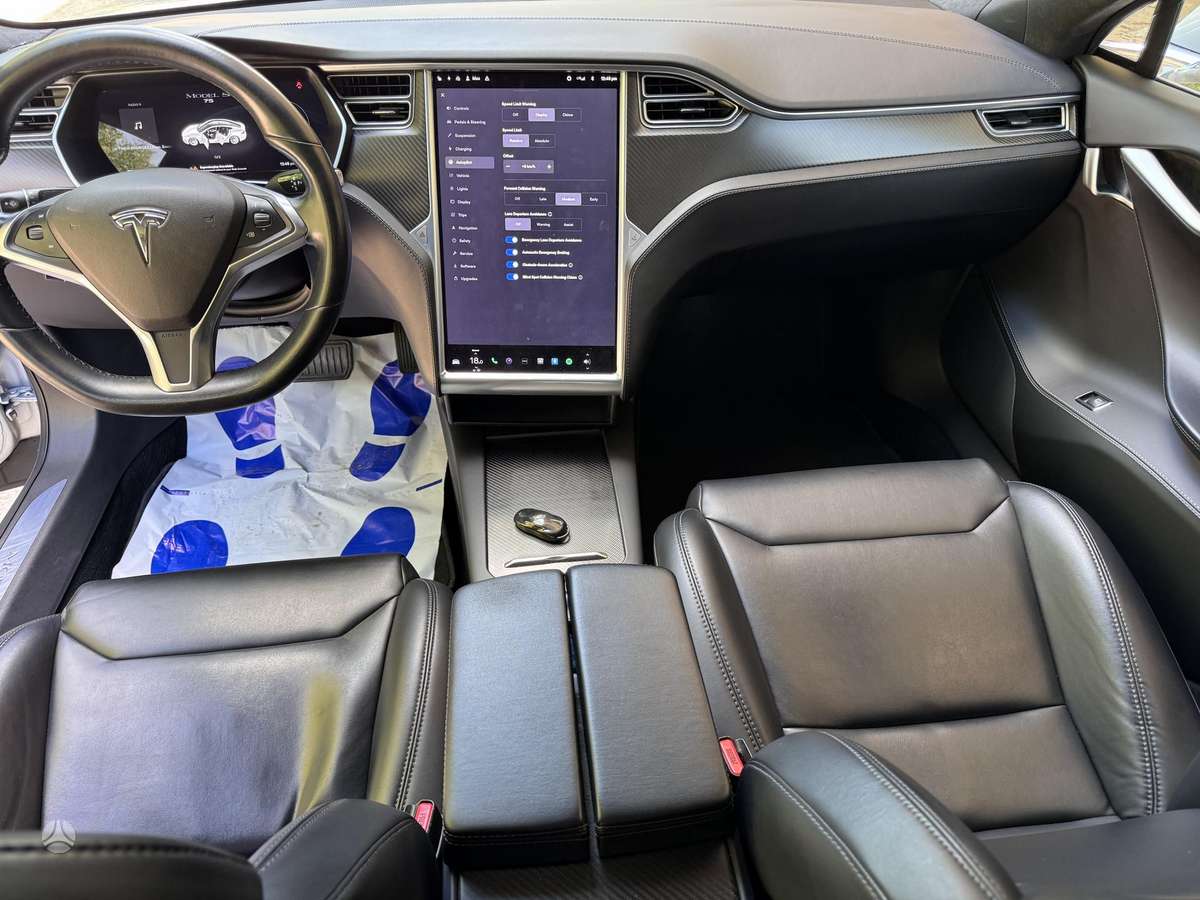 Tesla Model S, 75 kWh, hatchback