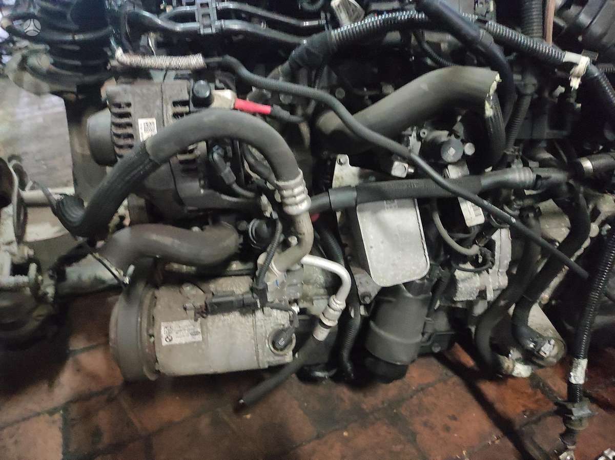 BMW 2 serija Tik variklis ir dėžė