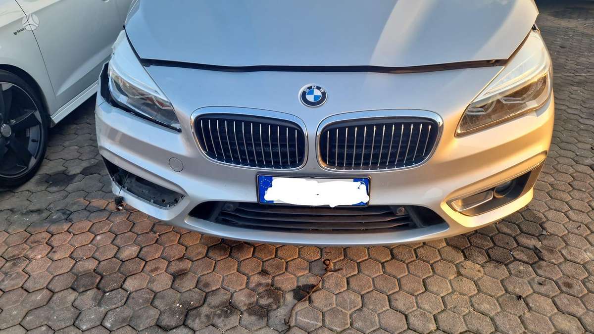 BMW 220 Visos dalys gerom kainom luxury yra headupas 37065898545