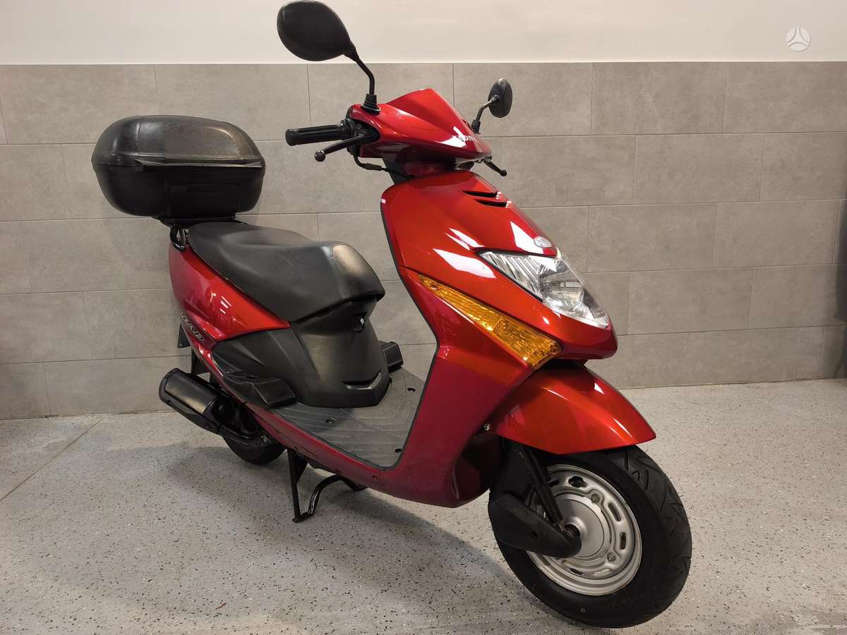 Honda Lead 102cc, scooters / mopeds