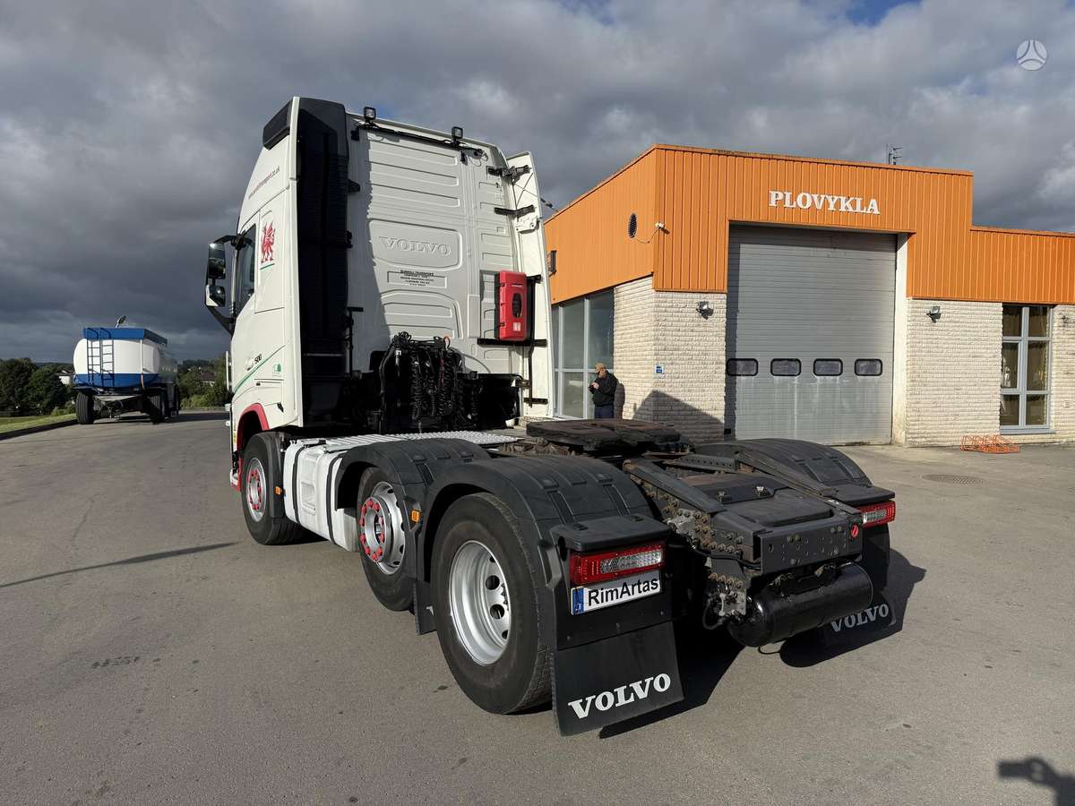 Volvo FH 500, single sleeper