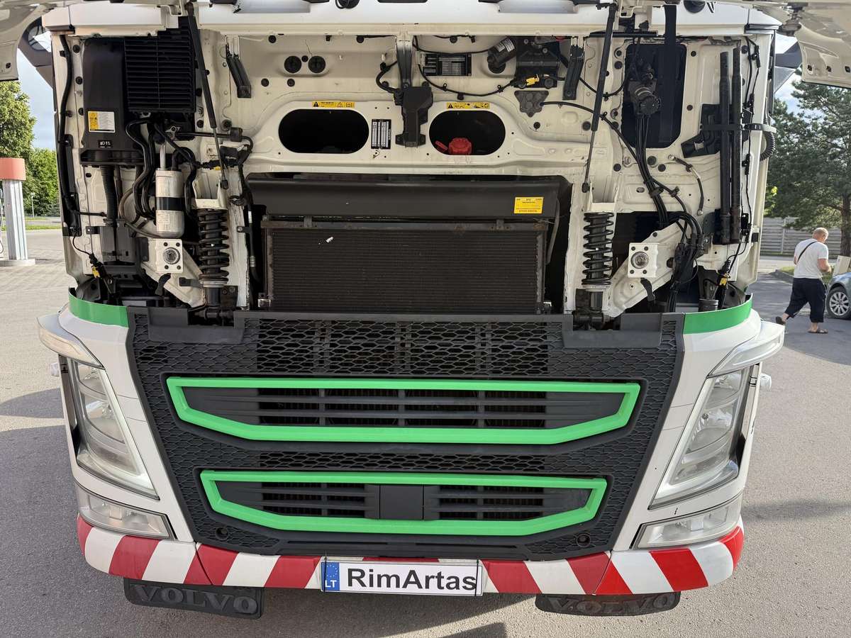 Volvo FH 500, single sleeper