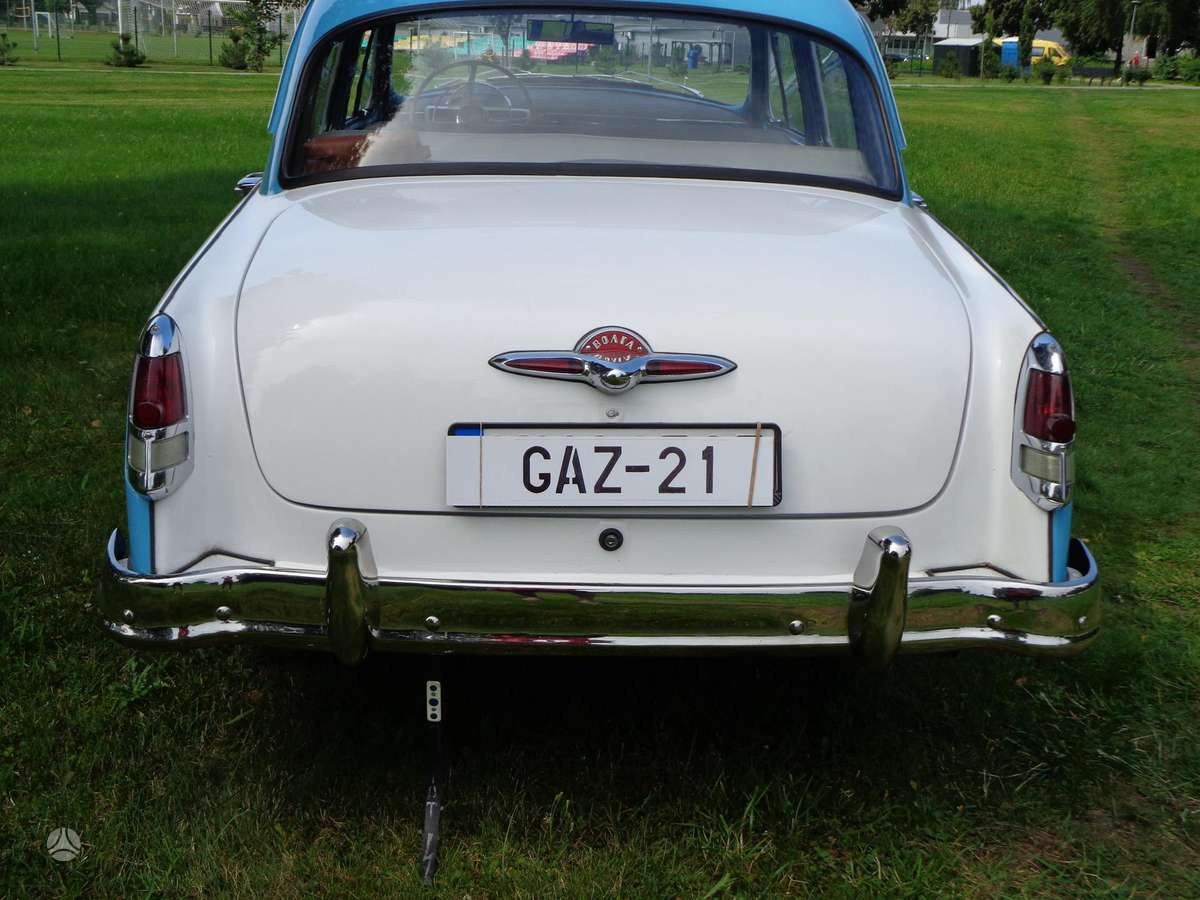 GAZ 21, 2.5 l., Седан