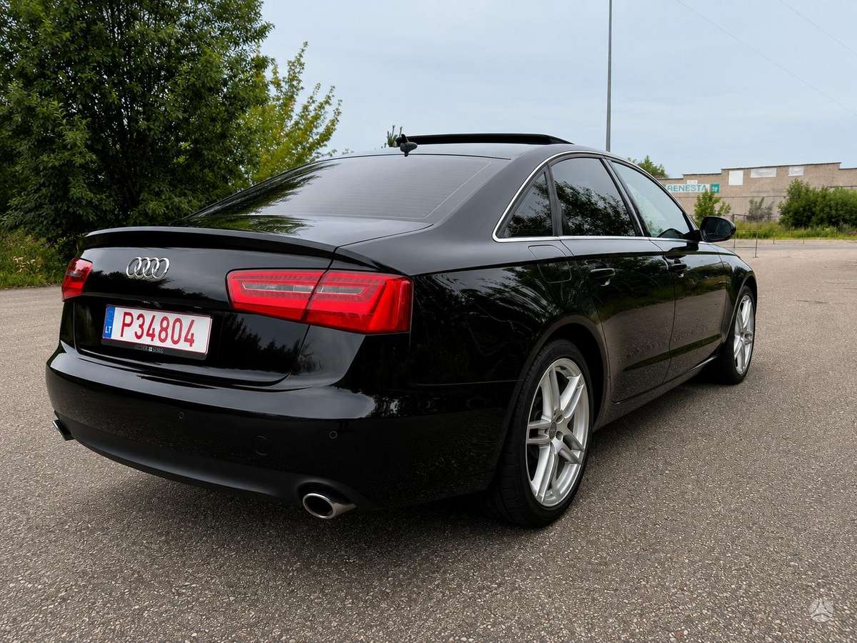 Audi A6, 3.0 l., Седан