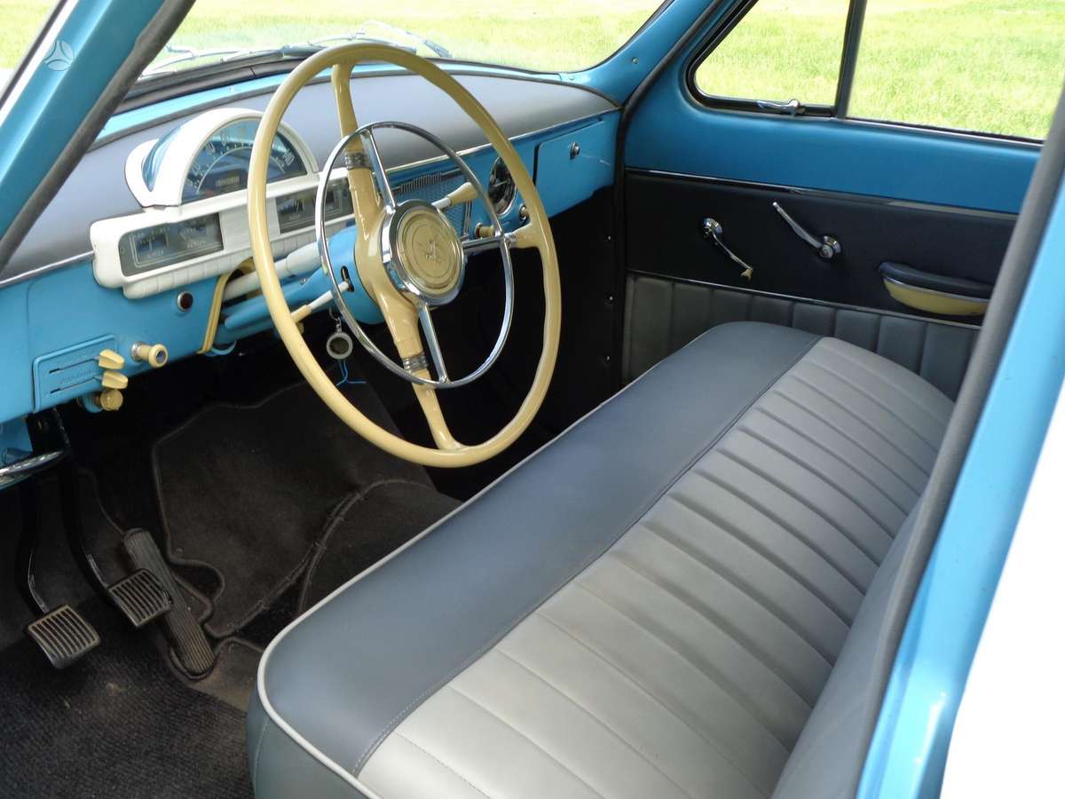 GAZ 21, 2.5 l., Седан