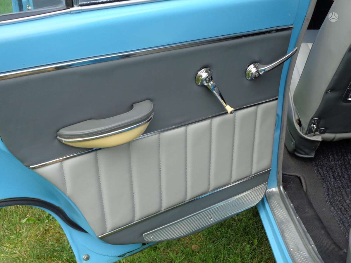 GAZ 21, 2.5 l., Седан