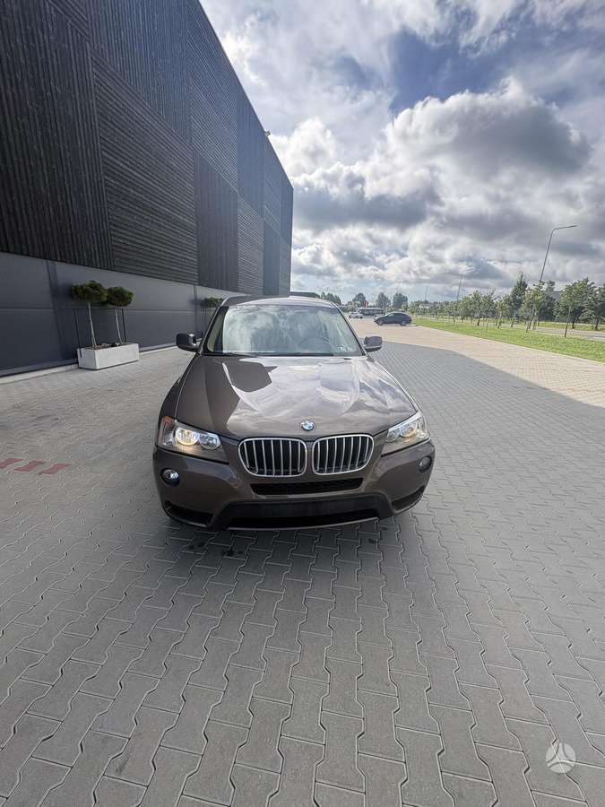 BMW X3, 3.0 l., off-road / crossover