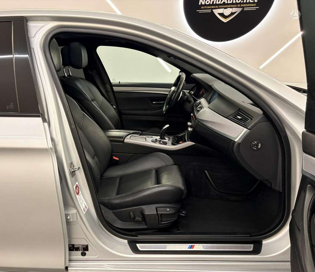 BMW 520, 2.0 l., Седан