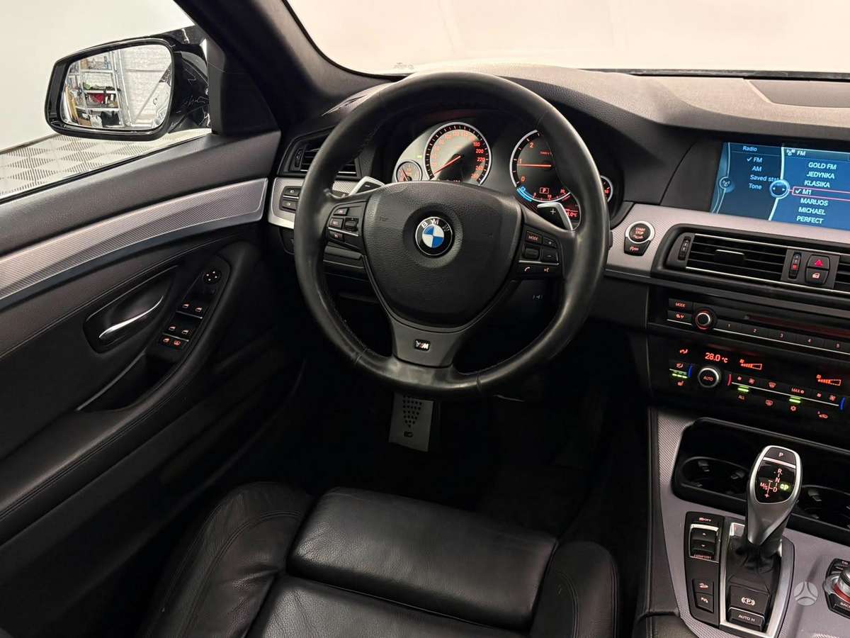 BMW 520, 2.0 l., sedanas