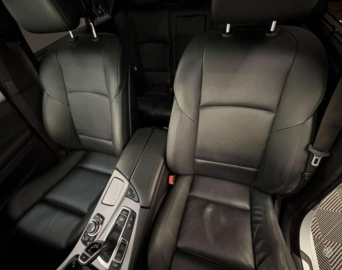 BMW 520, 2.0 l., sedanas