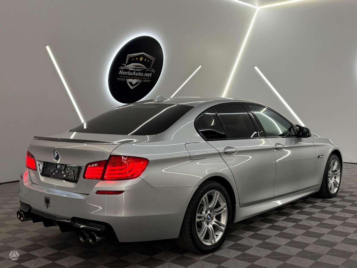 BMW 520, 2.0 l., Седан