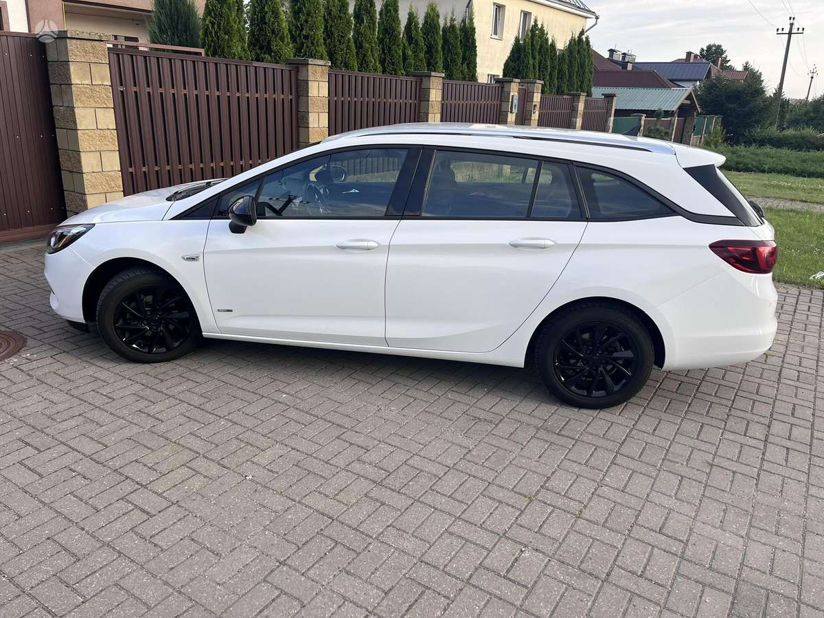 Opel Astra, 1.2 l., wagon