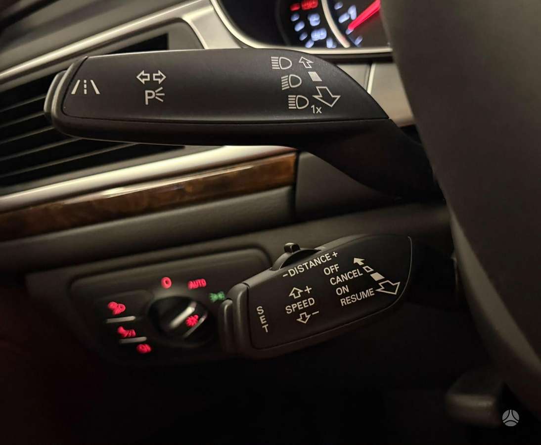 Audi A6, 3.0 l., universalas