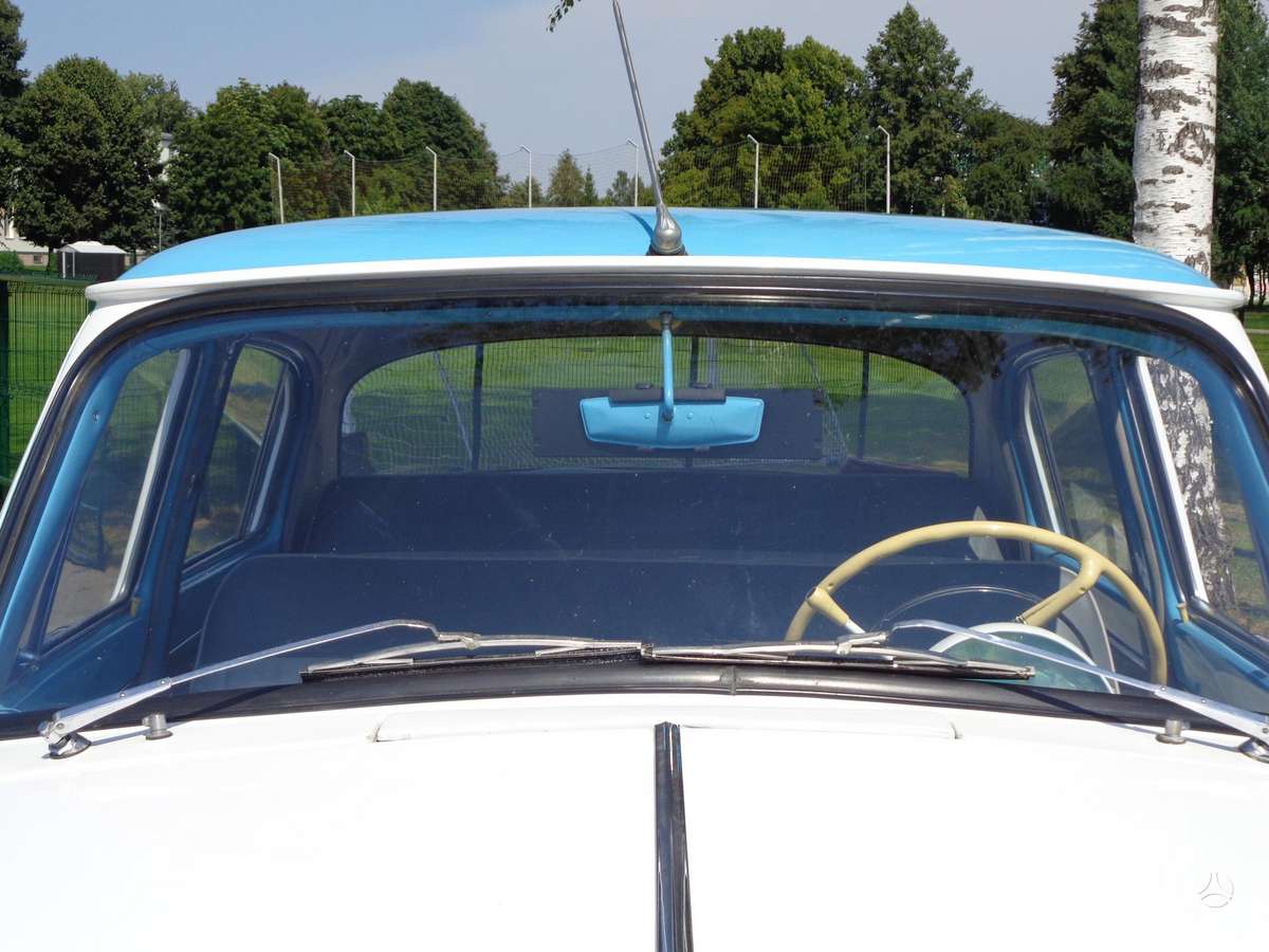 GAZ 21, 2.5 l., Седан