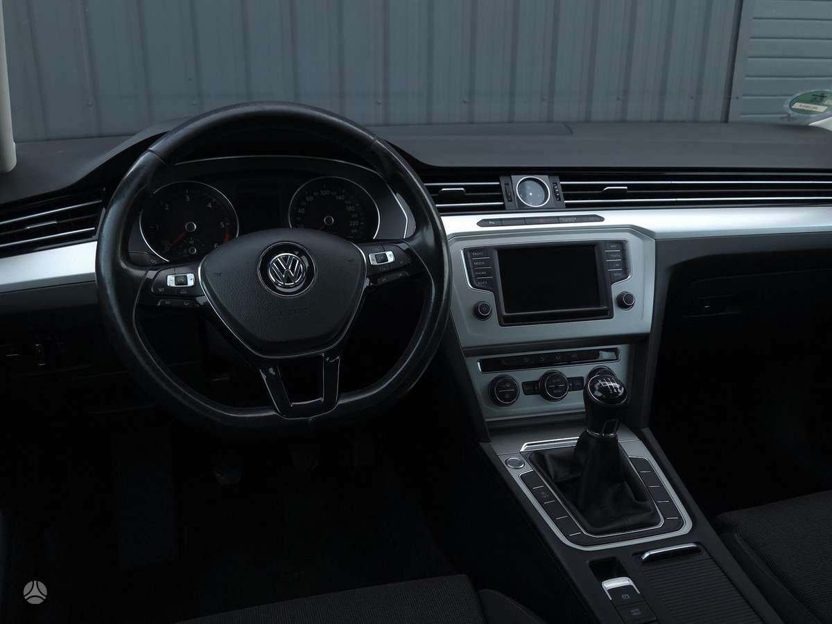 Volkswagen Passat, 1.6 l., Универсал