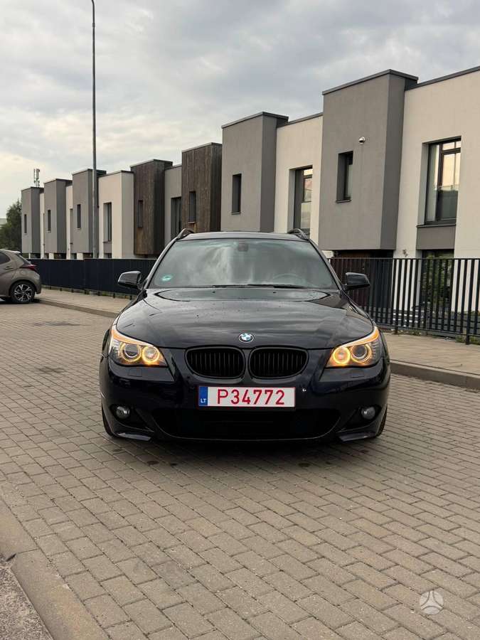 BMW 523, 2.5 l., wagon