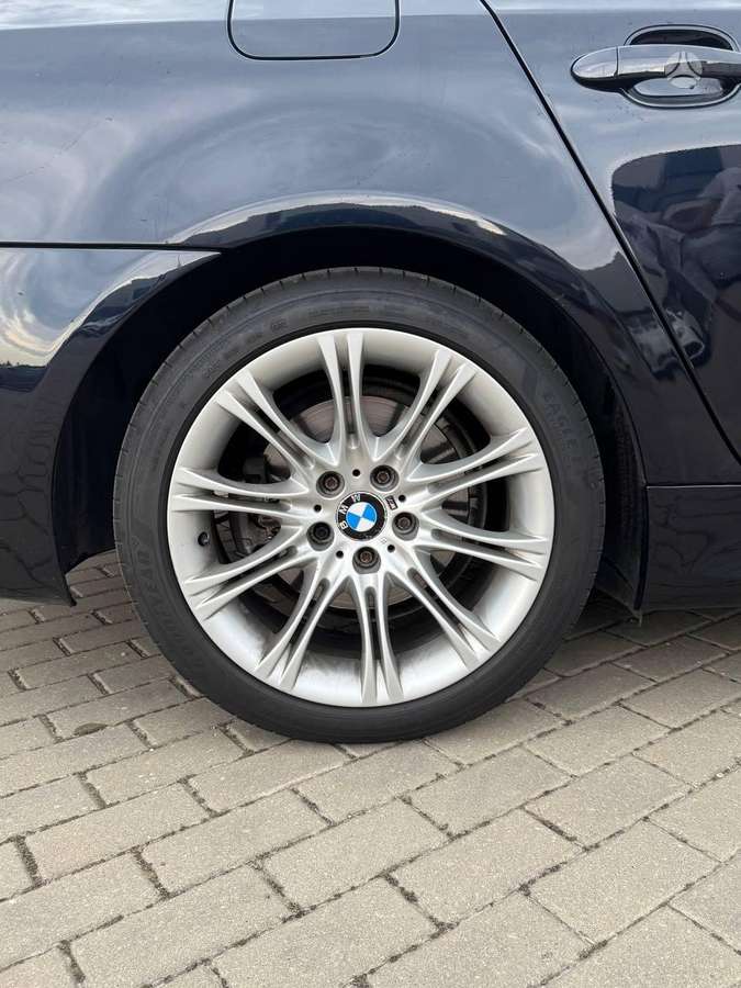 BMW 523, 2.5 l., Универсал