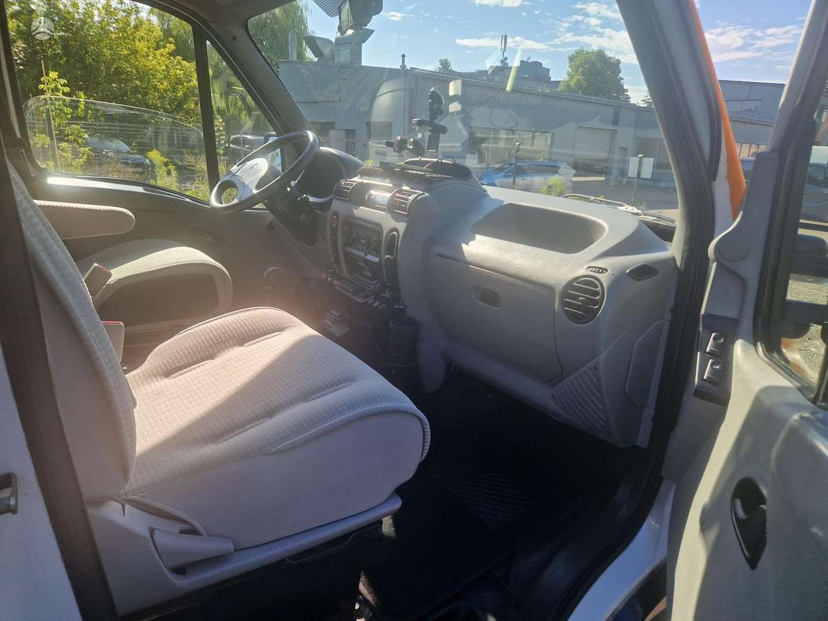 Renault Master, 2.2 l., passenger minibus