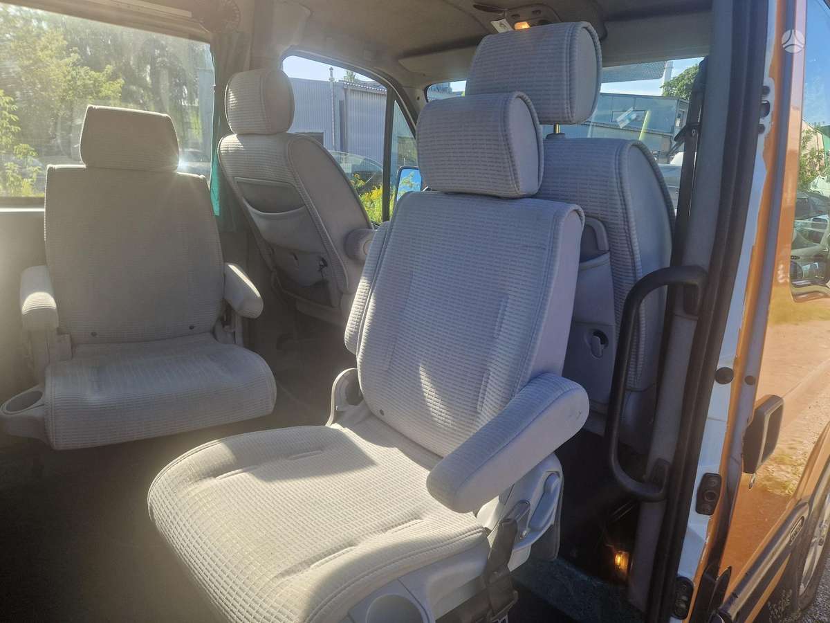Renault Master, 2.2 l., passenger minibus