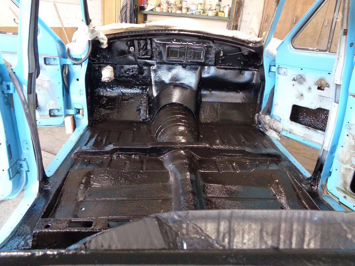 GAZ 21, 2.5 l., Седан