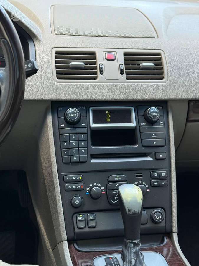 Volvo XC90 - 10
