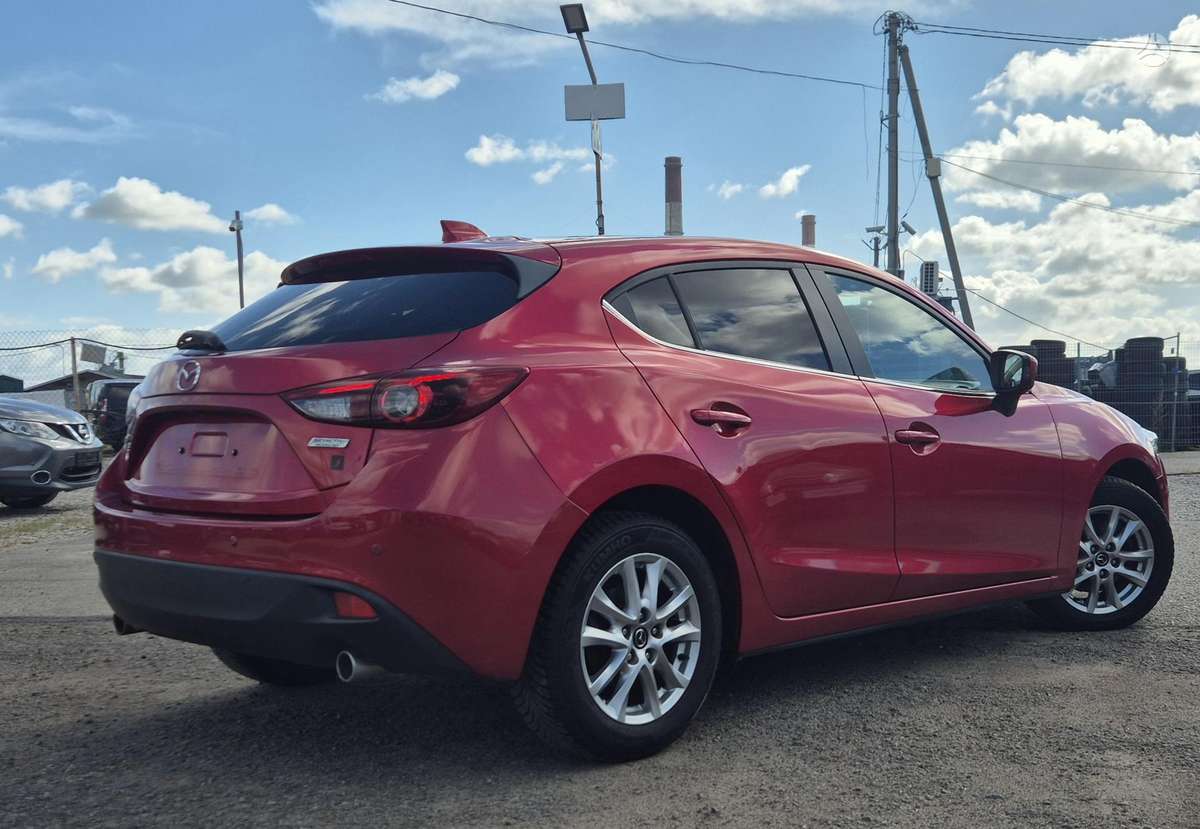Mazda 3, 2.2 l., hečbekas