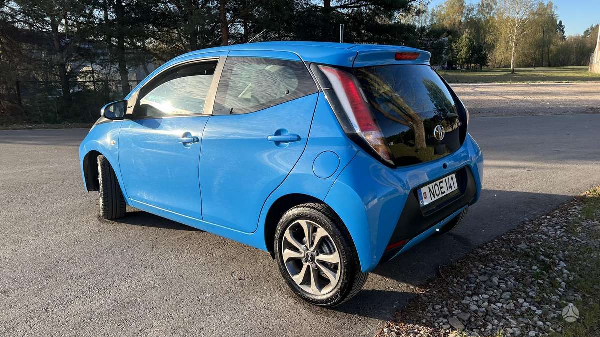 Toyota Aygo, 1.0 l., hatchback