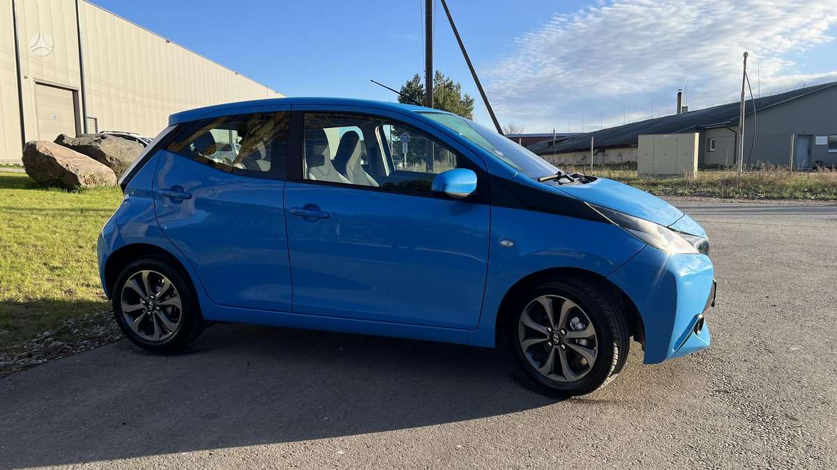 Toyota Aygo, 1.0 l., hatchback