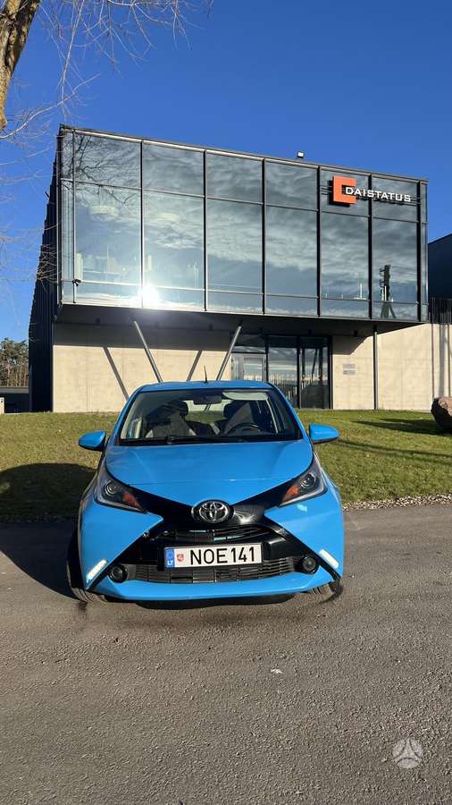 Toyota Aygo, 1.0 l., hatchback
