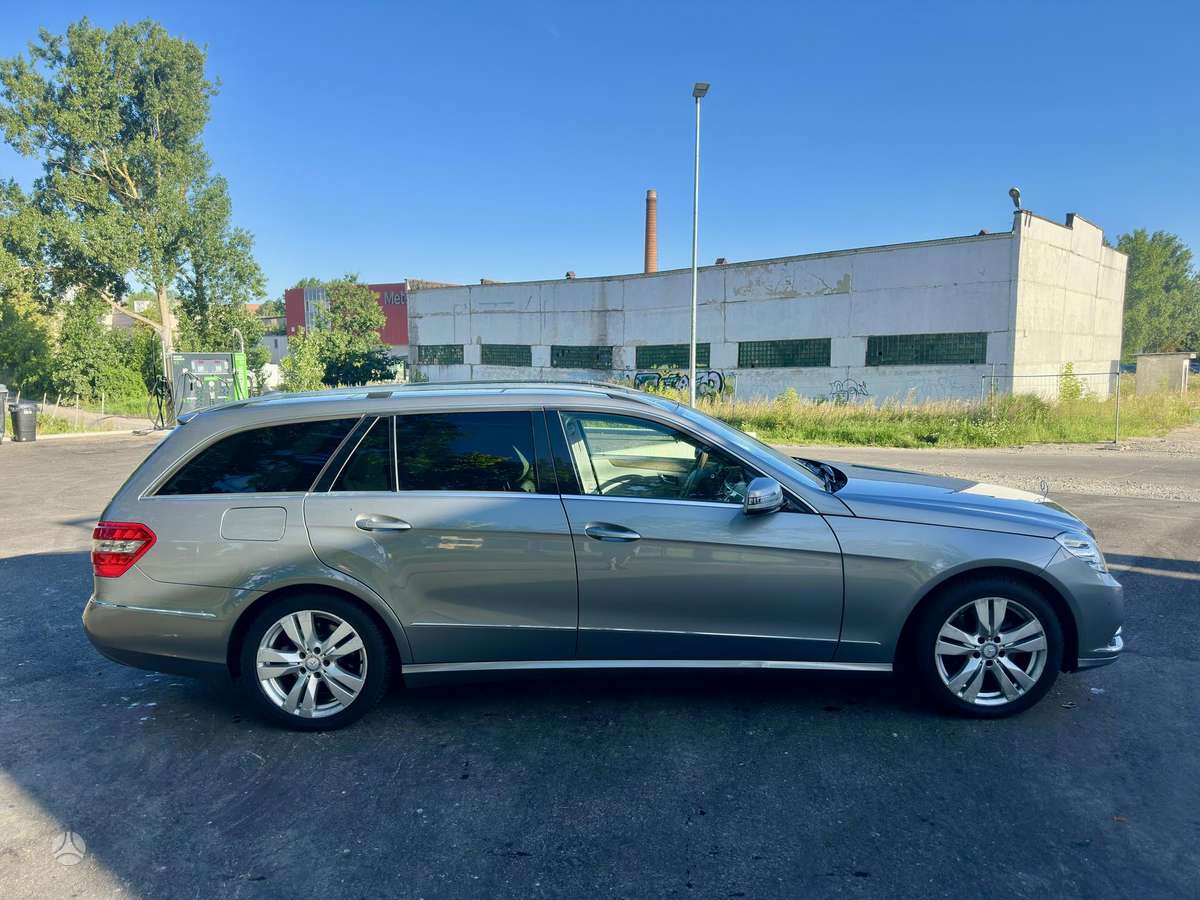 Mercedes-Benz E350, 3.0 l., Универсал