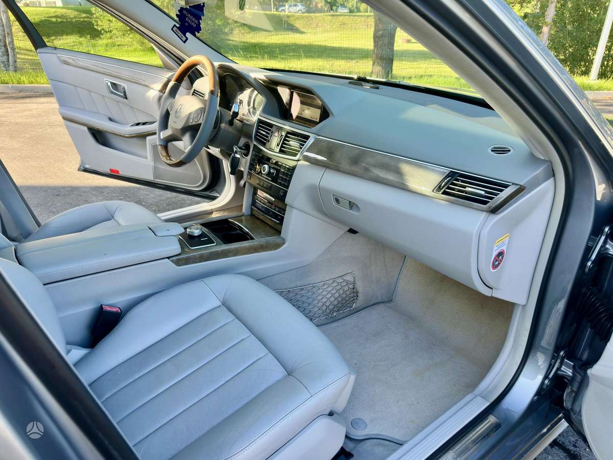 Mercedes-Benz E350, 3.0 l., Универсал