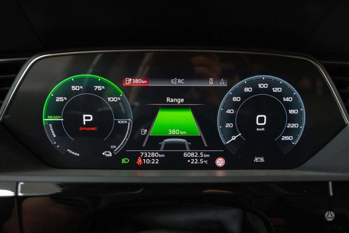 Audi e-tron, Внедорожник / Кроссовер