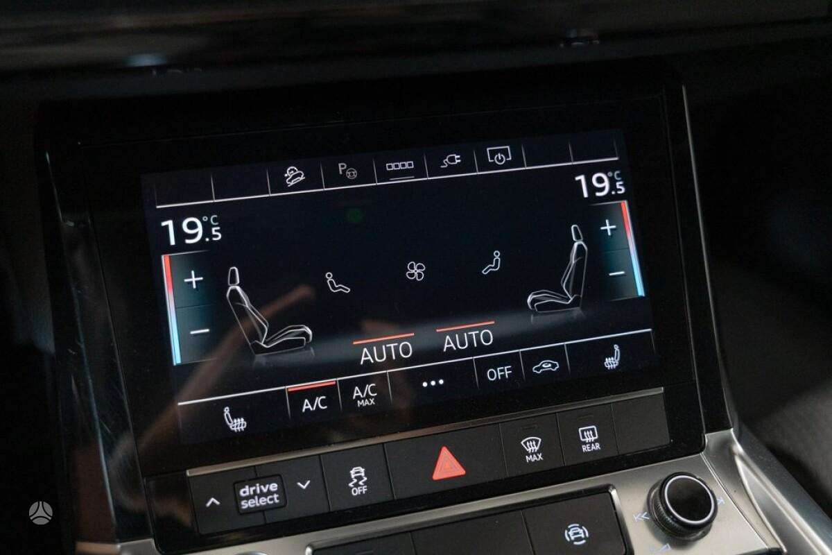 Audi e-tron, visureigis / krosoveris