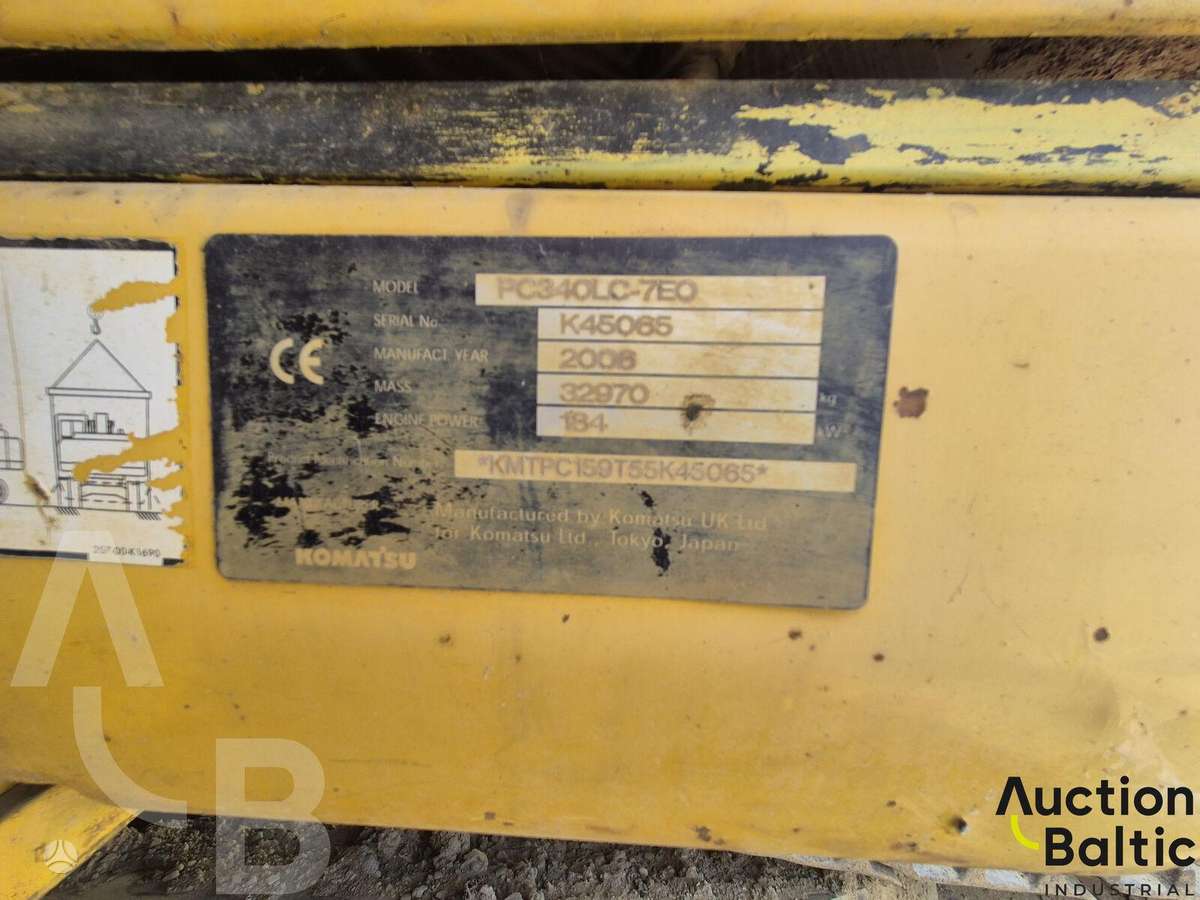 Komatsu PC340LC-7, excavator