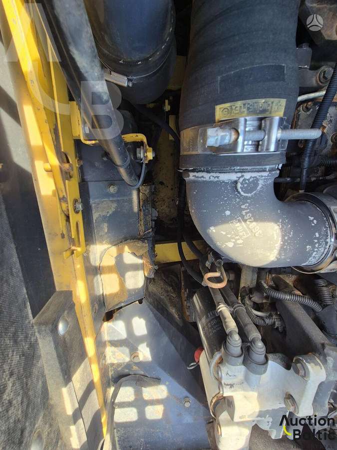 Komatsu PC340LC-7, экскаваторы