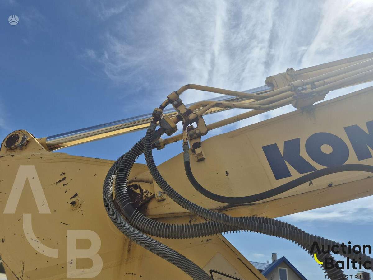 Komatsu PC350HD-8, excavator