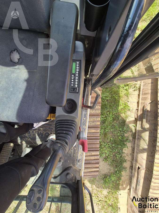 Komatsu PC350HD-8, excavator