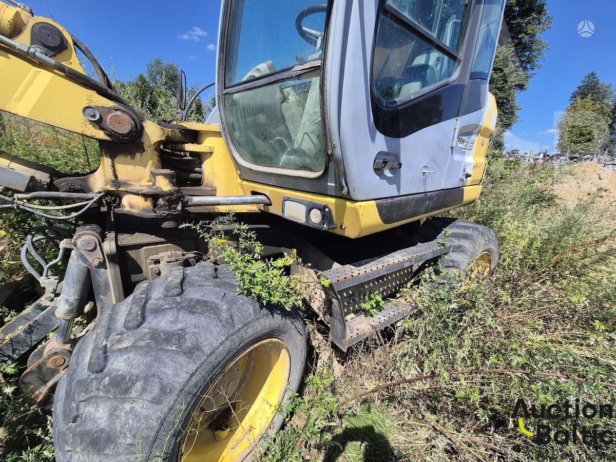 New Holland MH 3.6, экскаваторы