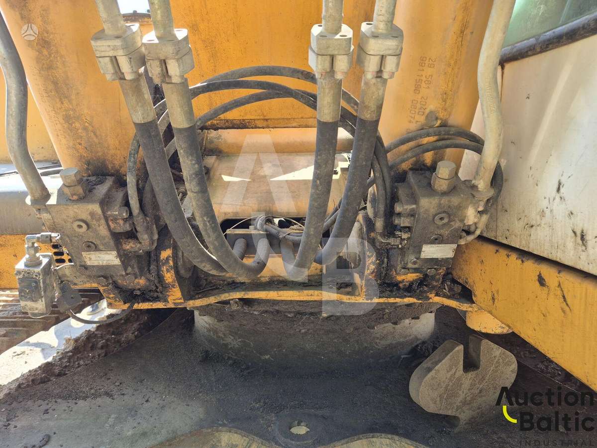 Liebherr A 904 Litronic, excavator