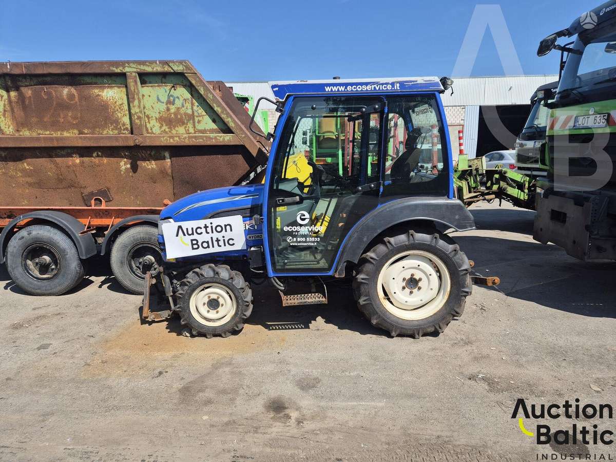 Iseki TH4295, tractors