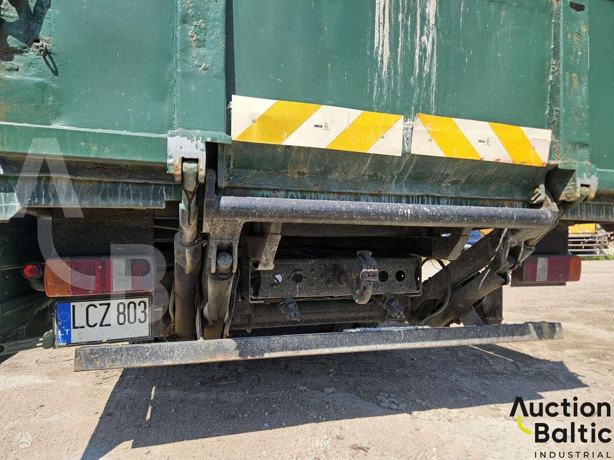 Mercedes-Benz 814, dumpers / tippers