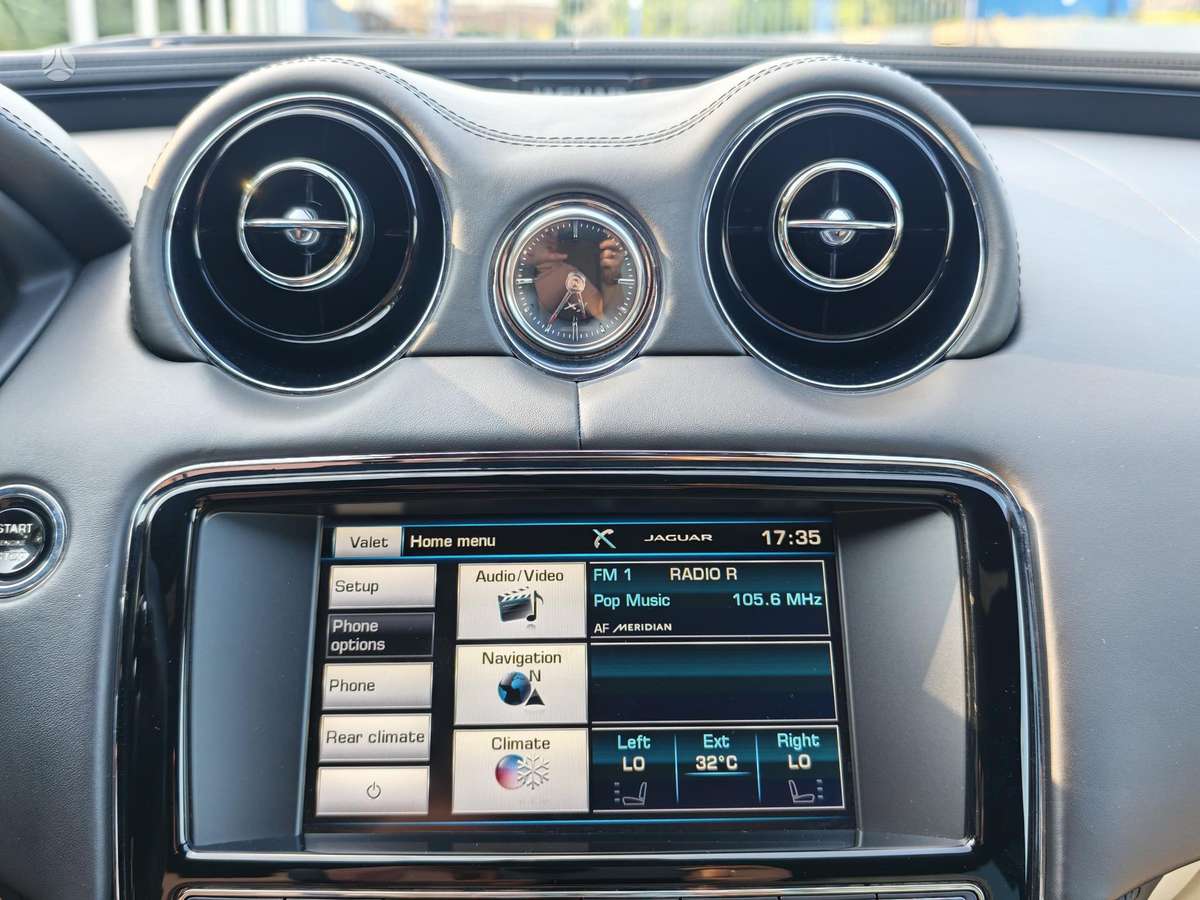 Jaguar XJ, 3.0 l., Седан