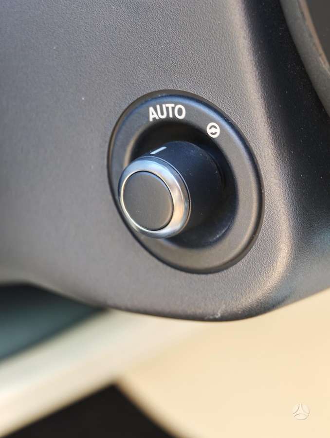Jaguar XJ, 3.0 l., Седан