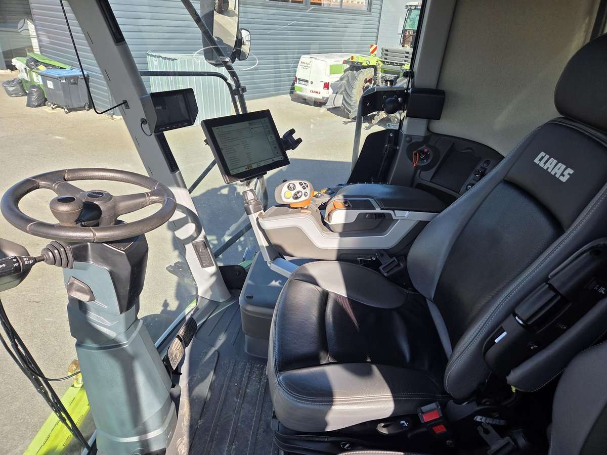 Claas Lexion 7700 TT, kombainai