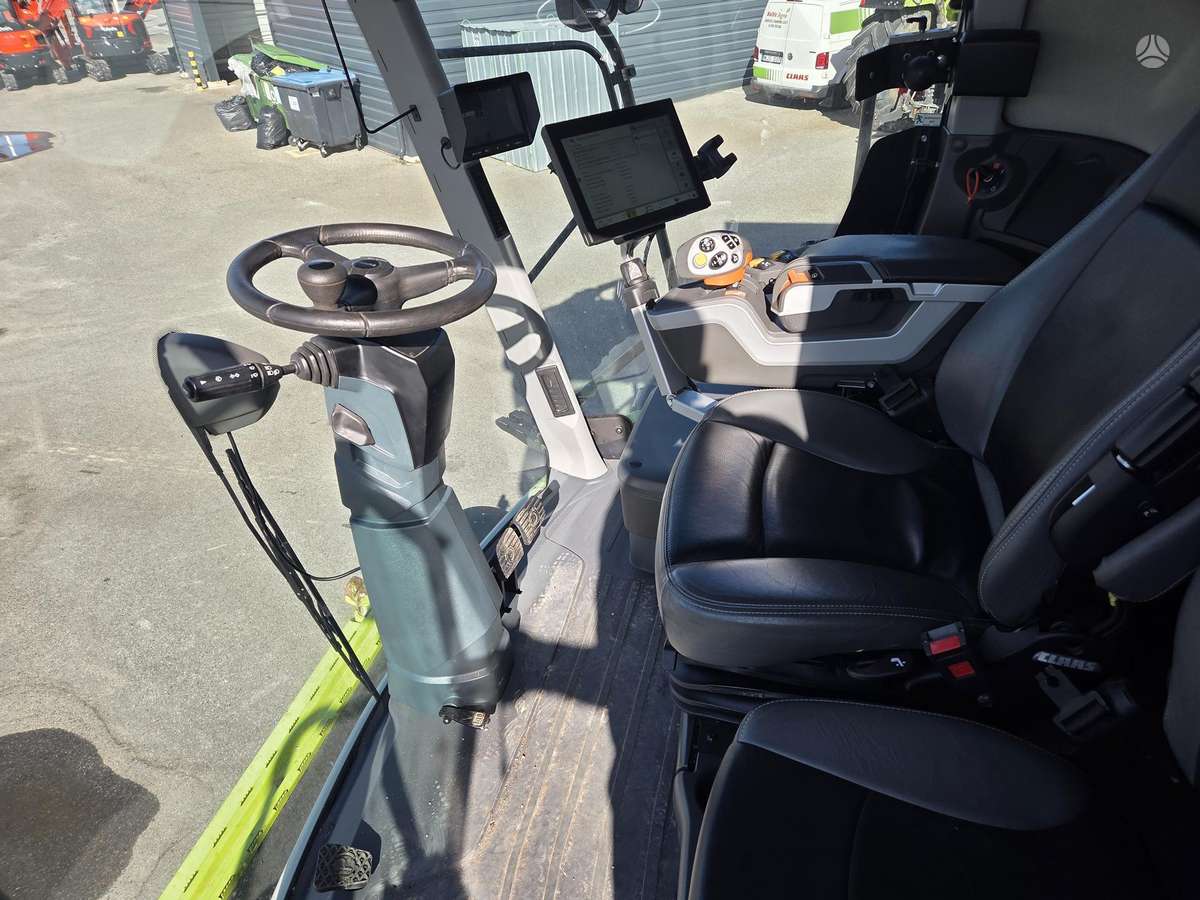 Claas Lexion 7700 TT, kombainai